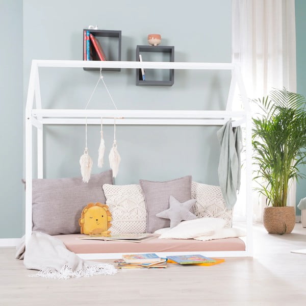 Bílá domečková dětská postel z borovicového dřeva s matrací/bez roštu 70x140 cm House Bed – Roba-image-3