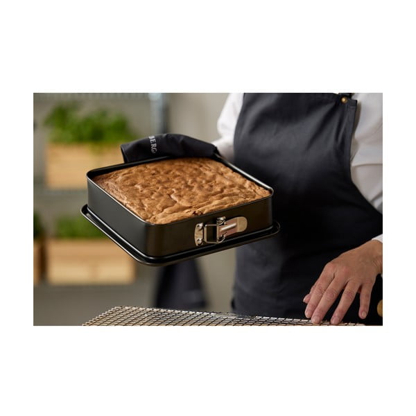 Nerezová forma na pečení dortu 24x24 cm – Blomsterbergs-image-3