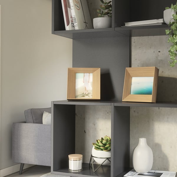 Dřevěný stojací rámeček v přírodní barvě 17x17 cm Lookout – Umbra-image-3