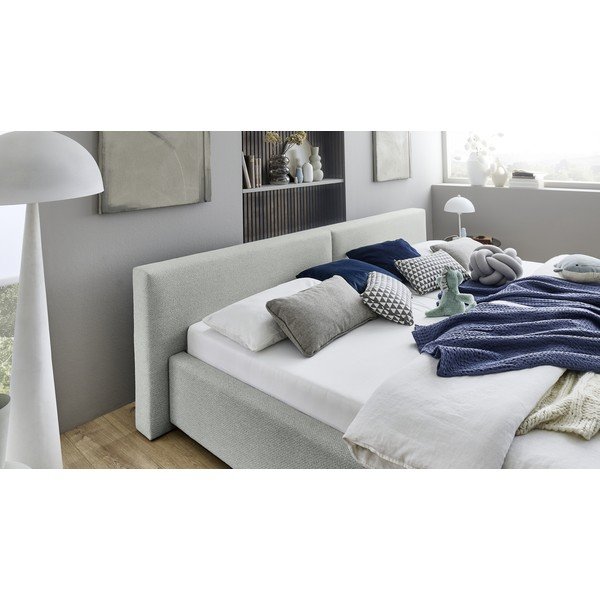 Světle šedá čalouněná dvoulůžková postel s úložným prostorem s roštem 200x240 cm Cube – Meise Möbel-image-2