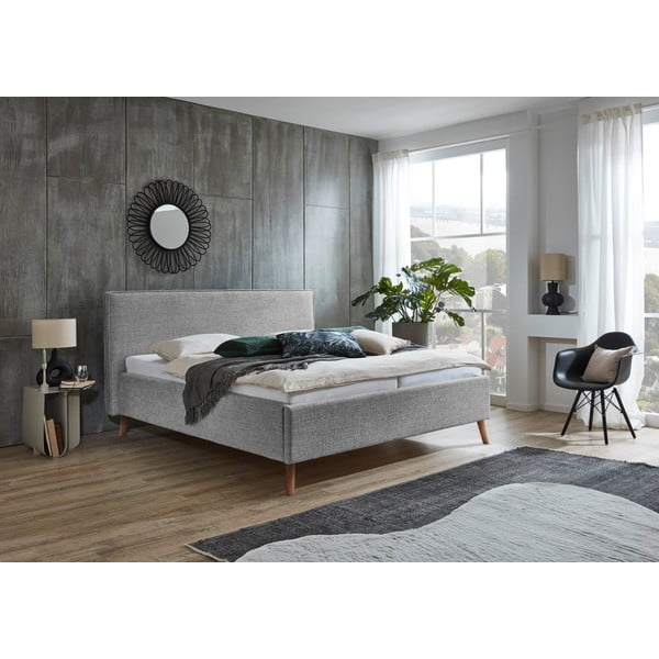 Světle šedá čalouněná dvoulůžková postel s úložným prostorem s roštem 180x200 cm Riva – Meise Möbel-image-1
