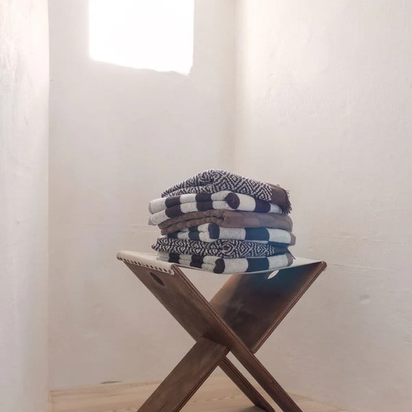 Hnědý froté ručník z Bio bavlny 50x90 cm Retro – Mette Ditmer Denmark-image-4