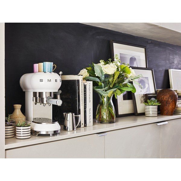 Bílý kávovar Retro Style – SMEG-image-1