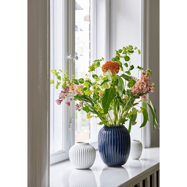 Tmavě modrá kameninová váza Kähler Design Hammershoi, ⌀ 16,5 cm-image-1