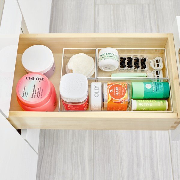 Koupelnové organizéry na kosmetiku z recyklovaného plastu v sadě 3 ks Stack & Slide – iDesign-image-4