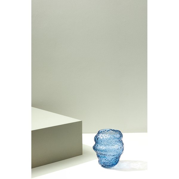 Světle modrá skleněná ručně vyrobená váza (výška 18 cm) Aurora – Hübsch-image-3