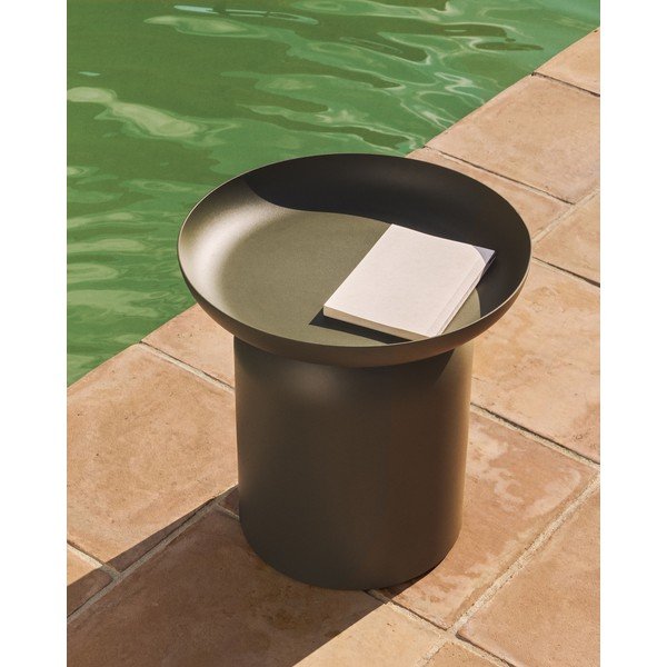 Kovový kulatý zahradní stolek ø 45 cm Arcola – Kave Home-image-1