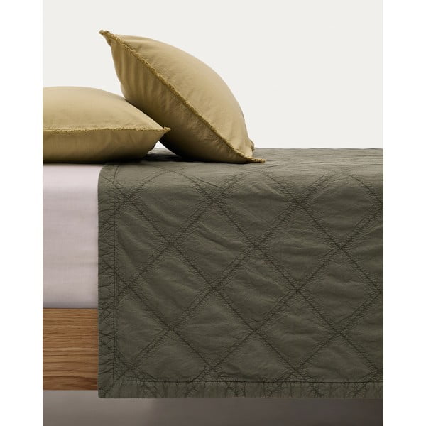 Zelený bavlněný prošívaný přehoz 180x260 cm Serla – Kave Home