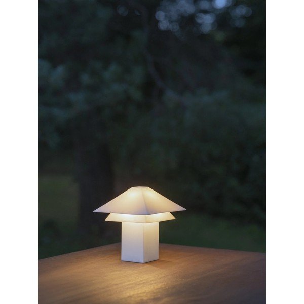 Bílá LED stmívatelná stolní lampa s kovovým stínidlem (výška 33,5 cm) Sanaka – Blomus-image-3