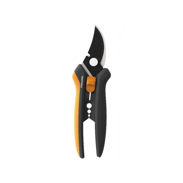 Černé ocelové prostřihávací nůžky Fiskars Solid