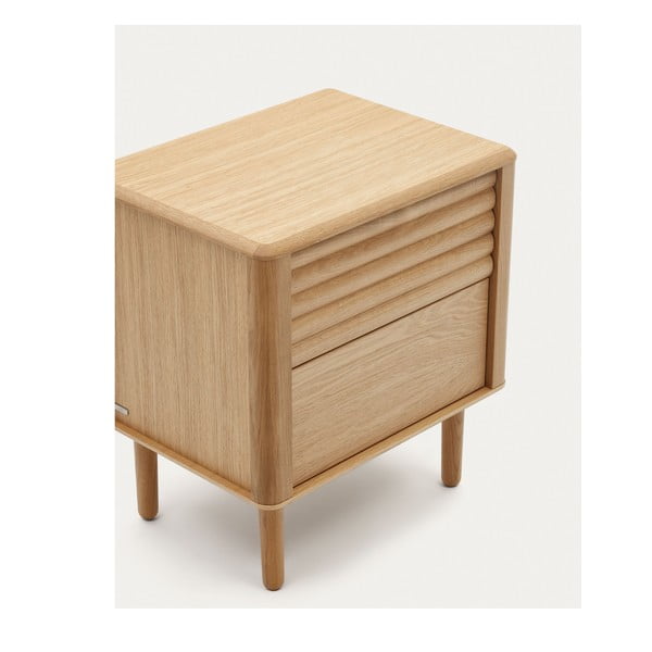 Noční stolek v dekoru dubu v přírodní barvě Lenon – Kave Home-image-4