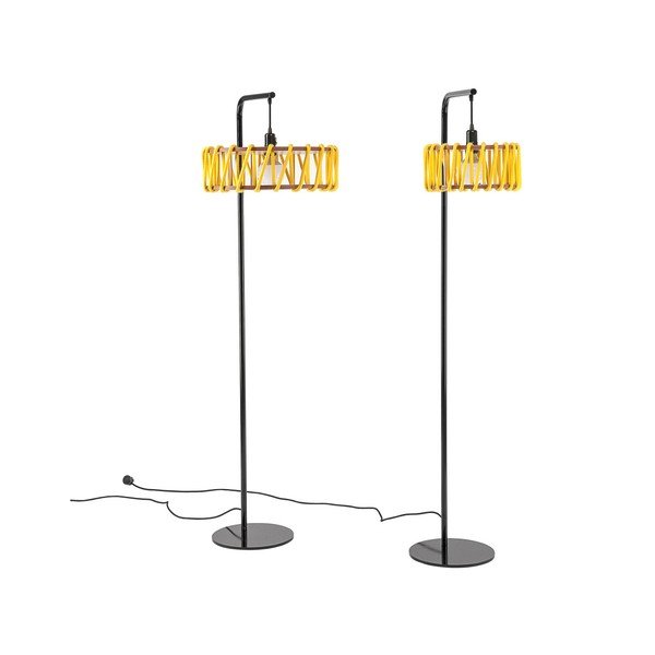 Stojací lampa s černou konstrukcí a malým žlutým stínidlem EMKO Macaron-image-3