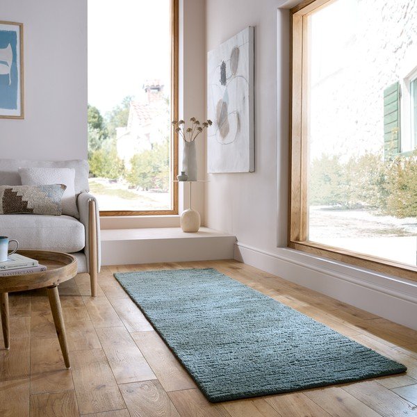 Šedomodrý ručně tkaný vlněný běhoun 80x230 cm Harris Boucle – Flair Rugs-image-1