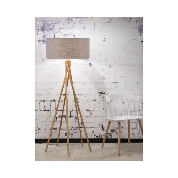 Stojací lampa se světle šedým stínidlem a konstrukcí z bambusu Good&Mojo Kilimanjaro-image-1