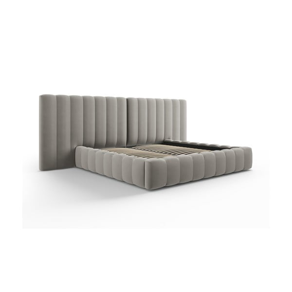 Šedá čalouněná dvoulůžková postel s úložným prostorem a roštem 180x200 cm Gina – Milo Casa