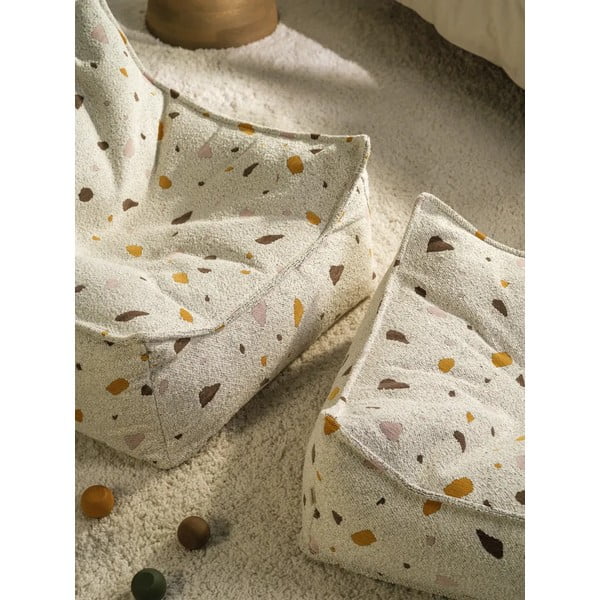 Bílý dětský sedací vak z textilie bouclé/žinylkový Terrazzo Square – Wigiwama-image-4