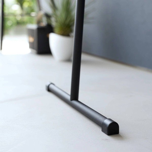 Černý kovový nástěnný věšák 38,5 cm Tower – YAMAZAKI-image-4