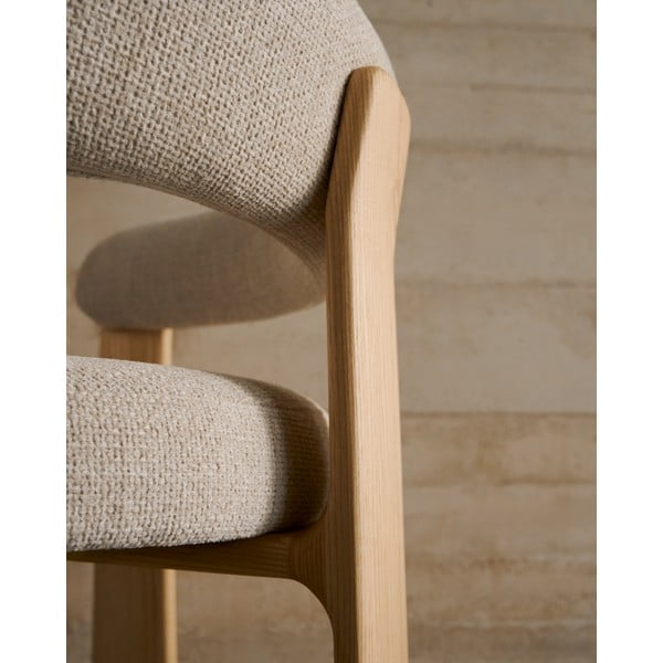 Béžové/v přírodní barvě jídelní křeslo s područkami z jasanového dřeva Granite – Kave Home-image-2