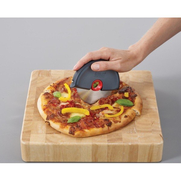 Silikonovo-nerezový kráječ na pizzu Disc – Joseph Joseph-image-1