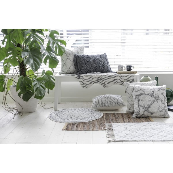 Bílo-šedý bavlněný dekorativní polštář Tiseco Home Studio Zebra, 45 x 45 cm-image-1