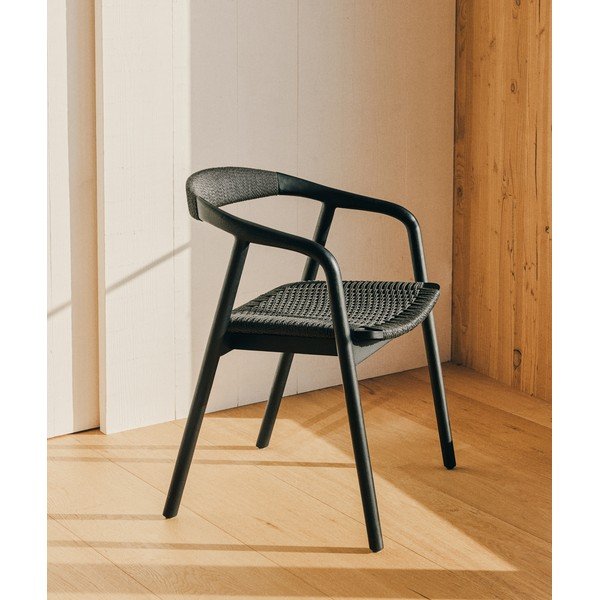 Černá jídelní židle s područkami Derile – Kave Home-image-1