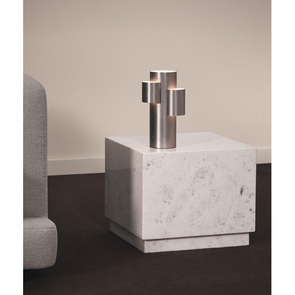 Mramorový odkládací stolek 50x50 cm Sorein – Kave Home-image-1