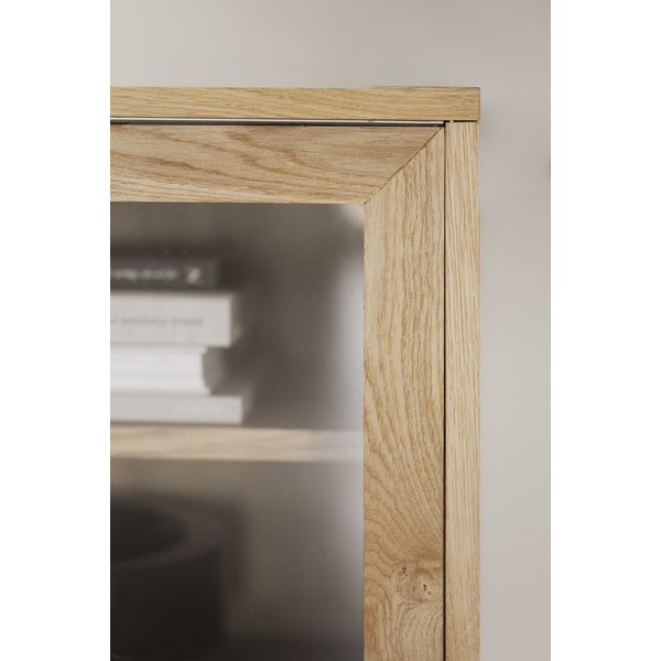 Vitrína v dekoru dubu s posuvnými dveřmi v přírodní barvě 170x75 cm Hazelton – Rowico-image-1
