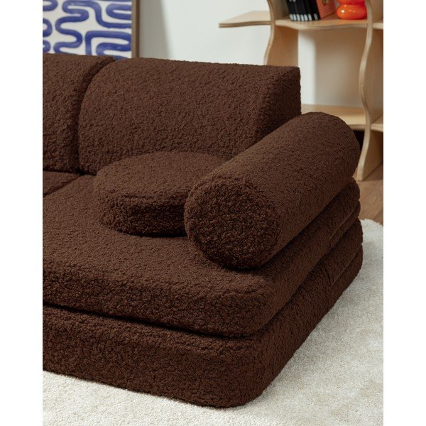 Tmavě hnědý dětský pohovkový polštář z textilie bouclé Warm Hazel – Wigiwama-image-4