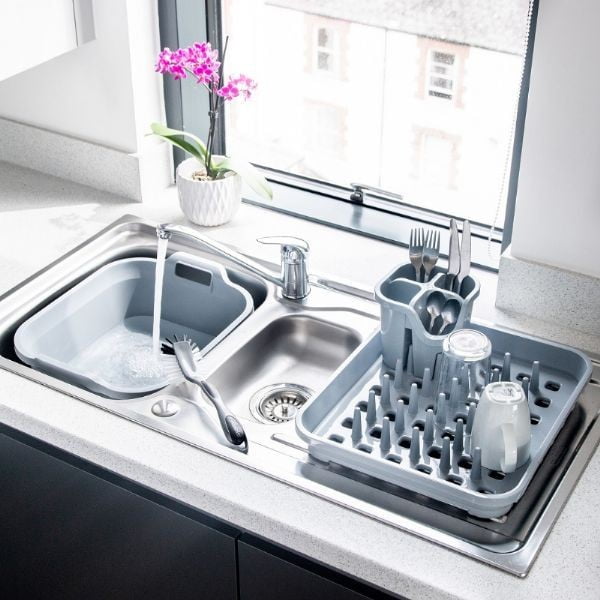 Šedý plastový odkapávač 38x33,5 cm Eco Range – Addis-image-3