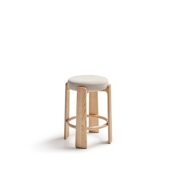 Béžová/ve světle přírodní barvě barová stolička z jasanového dřeva (výška sedáku 65 cm) Granite – Kave Home