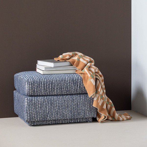 Šedomodrá čalouněná podnožka Lou – WOOOD-image-1