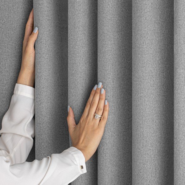 Šedý zatemňovací závěs 140x250 cm Corita – Restilo-image-3