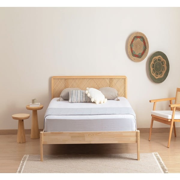 Jednolůžková postel ze smrkového dřeva s roštem v přírodní barvě 90x200 cm Izabelya – Kalune Design-image-2