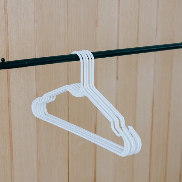 Plastová ramínka v sadě 5 ks – Addis-image-1