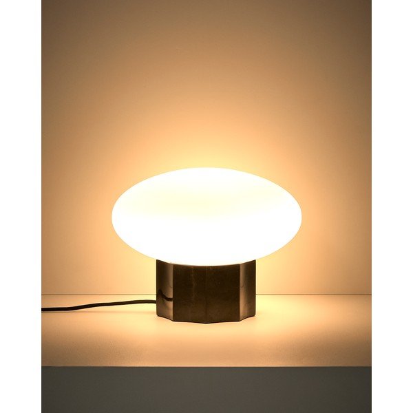 Bílá/černá kovová stolní lampa se skleněným stínidlem (výška 20 cm) Idela – Kave Home-image-1