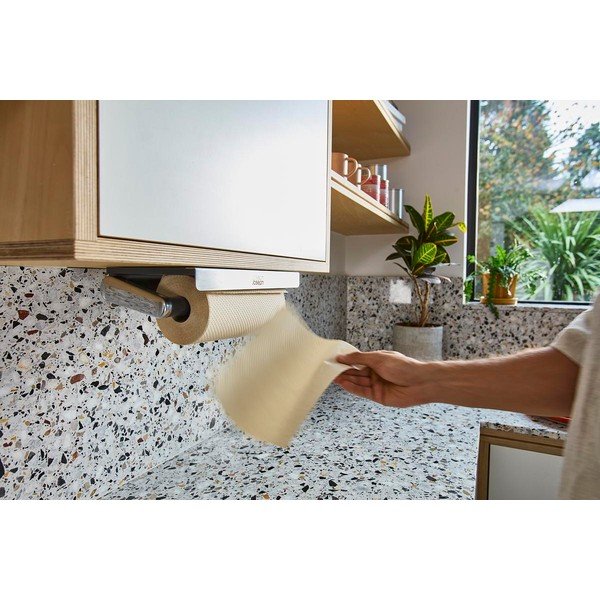 Nástěnný plastový držák na papírové utěrky ve stříbrné barvě RollGrip – Joseph Joseph-image-1