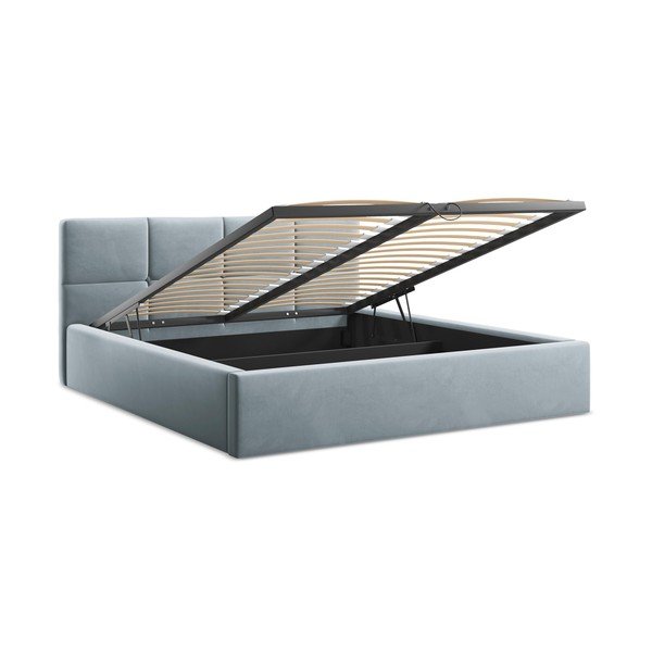 Světle modrá sametová čalouněná dvoulůžková postel s úložným prostorem s roštem 140x200 cm Hiko – Makamii-image-2