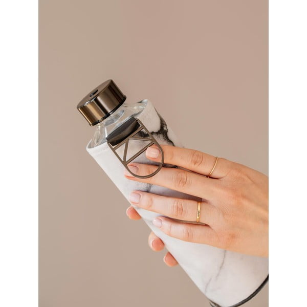 Černo-bílá láhev z borosilikátového skla s obalem z umělé kůže Equa Mismatch Stone, 750 ml-image-3