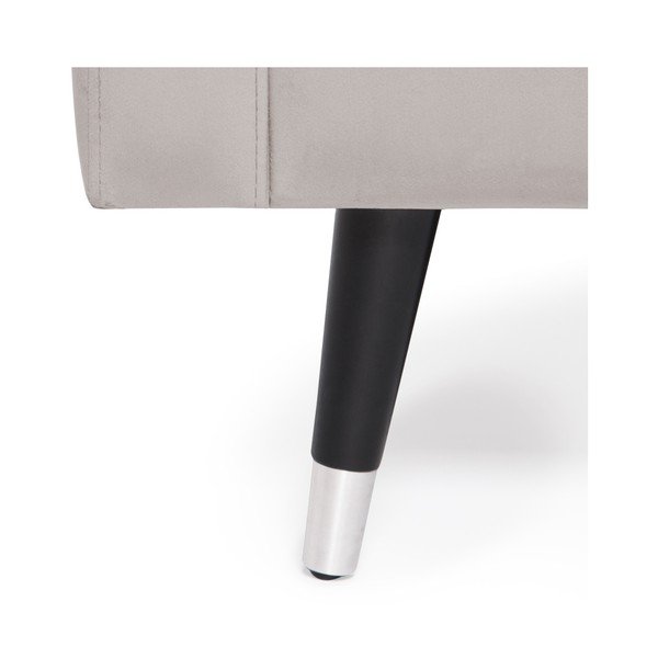 Světle šedá trojmístná pohovka s nohami ve stříbrné barvě Vivonita Meyer Velvet-image-3