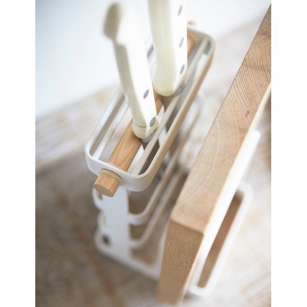 Bílý stojan s detailem z bukového dřeva na nože a prkénka YAMAZAKI Tosca-image-2