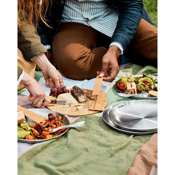 Nerezové talíře v sadě 4 ks ve stříbrné barvě ø 25,5 cm – Black + Blum-image-3