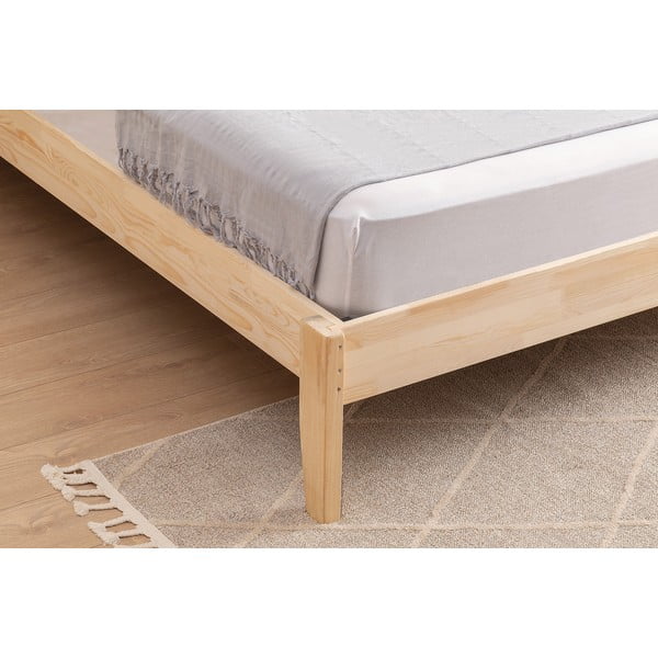 Dvoulůžková postel ze smrkového dřeva s roštem v přírodní barvě 140x200 cm Izabelya – Kalune Design-image-4