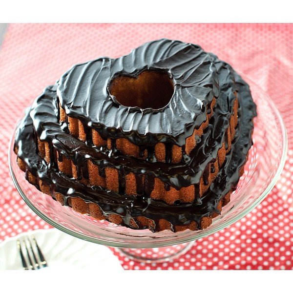 Forma na bábovku v karamelové barvě Nordic Ware Heart, 2,8 l-image-2