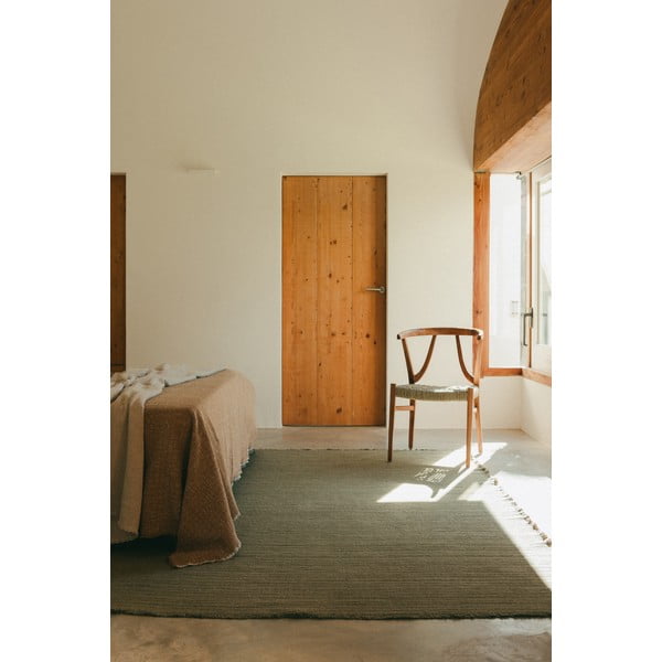 Khaki ručně tkaný bavlněný koberec 140x200 cm Handloom – Lorena Canals-image-3