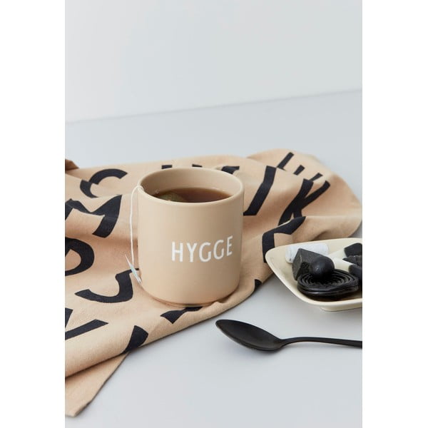 Béžový porcelánový hrnek 300 ml Hygge – Design Letters-image-2