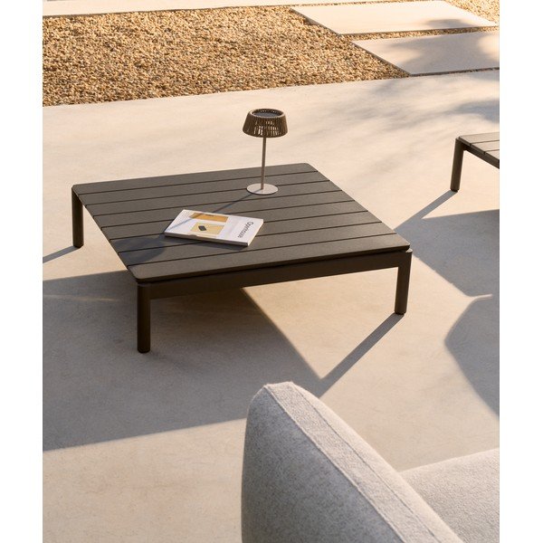 Kovový zahradní konferenční stolek 89x91 cm Sorells – Kave Home-image-1
