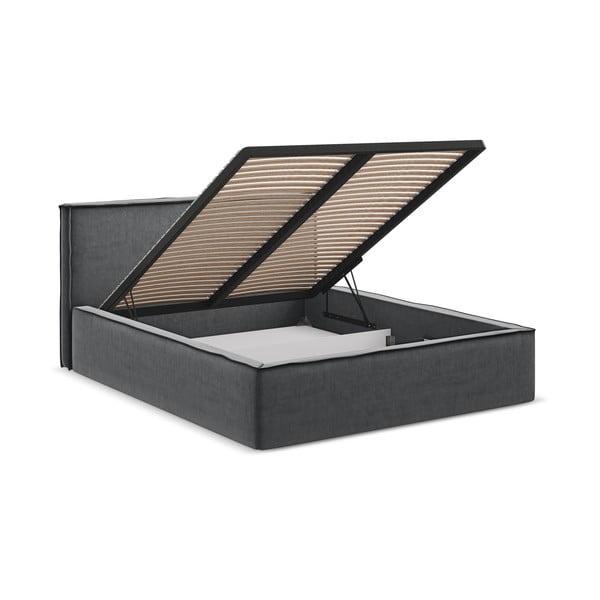 Tmavě šedá čalouněná dvoulůžková postel s úložným prostorem s roštem 140x200 cm Anani – Makamii-image-2