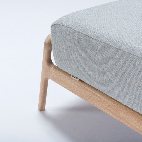 Modrošedá podnožka s konstrukcí z dubového dřeva Gazzda Fawn-image-4