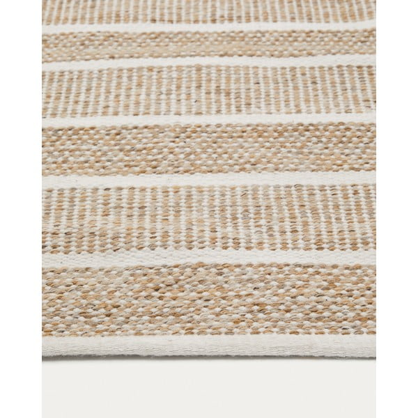 Béžový venkovní koberec z recyklovaných vláken 200x300 cm Desni – Kave Home-image-3
