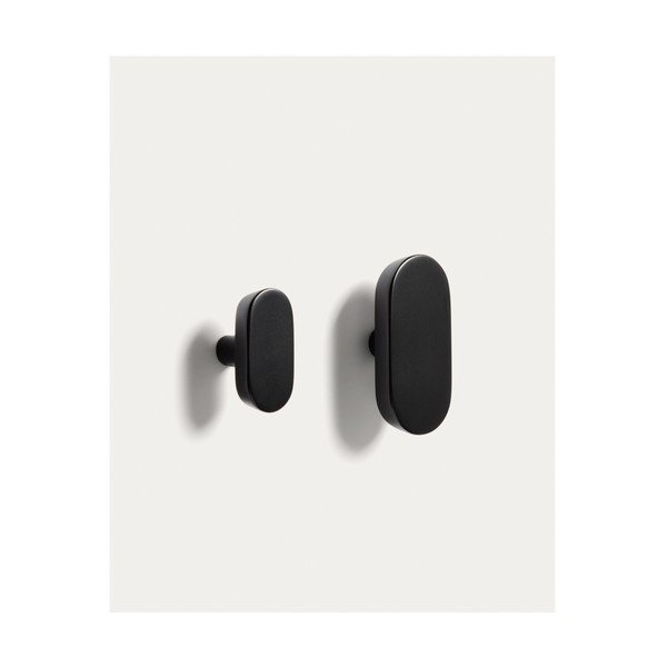 Černé nástěnné háčky v sadě 2 ks z bukového dřeva Arely – Kave Home-image-4